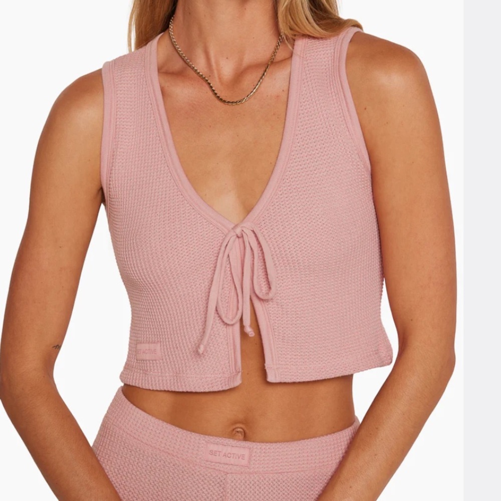 Set Active Tie Tank Temptation
